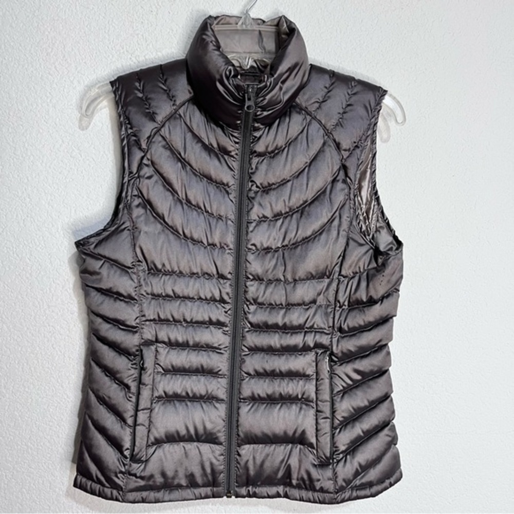 Bernardo Silver Gray  Satin Goose Down Puffer Vest Small